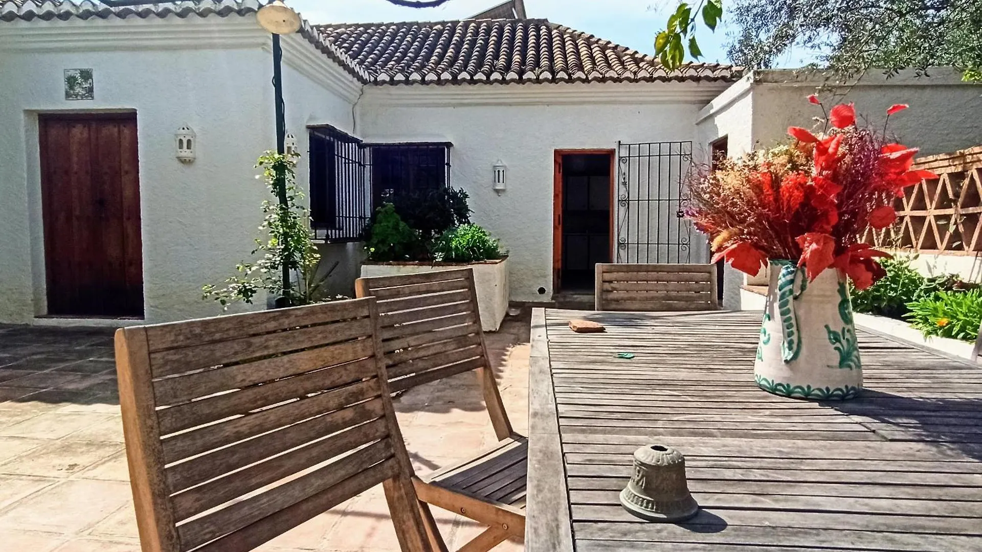Oasis De Frescura En Verano Villa Granada