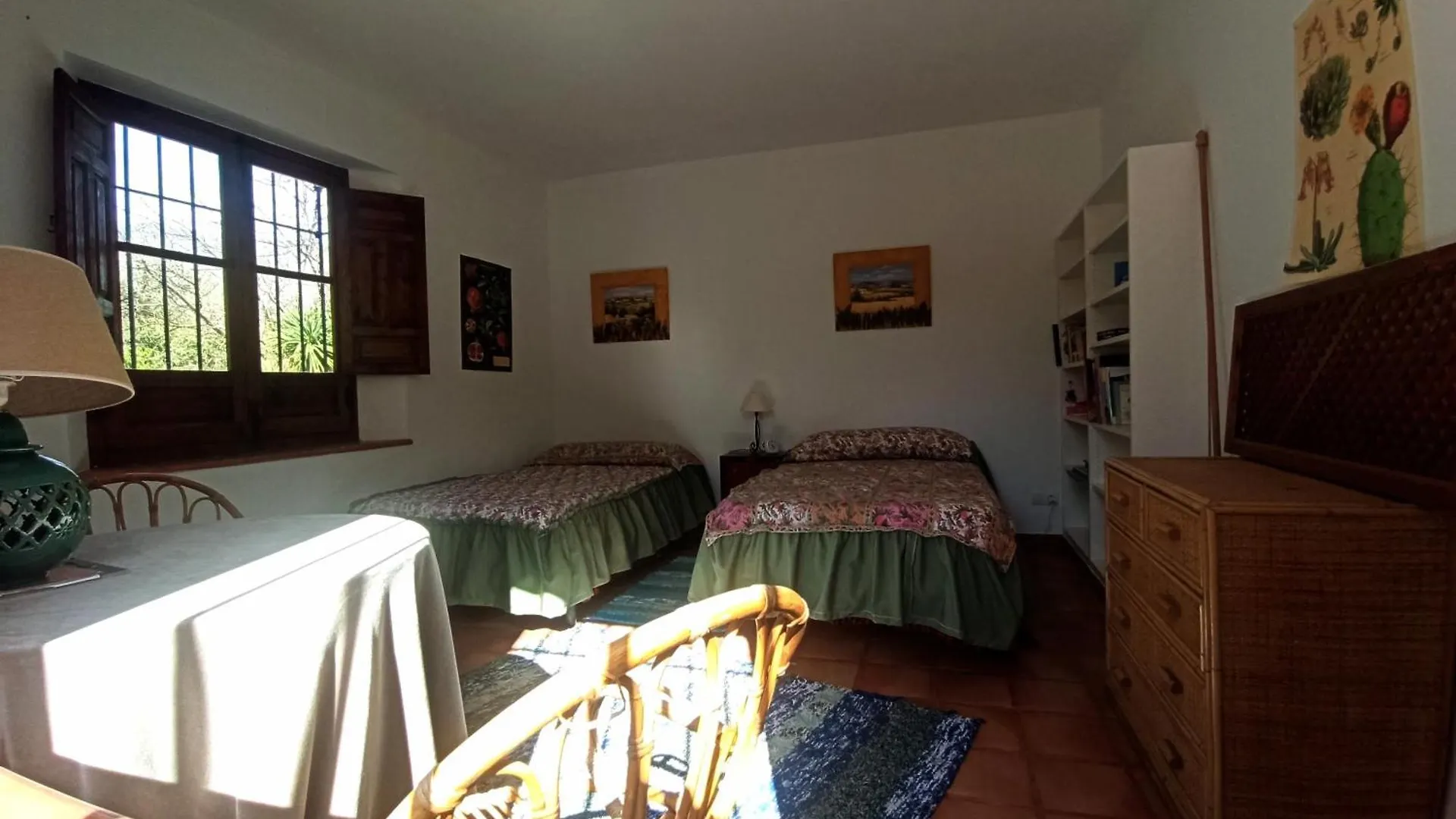 Oasis De Frescura En Verano Villa Granada